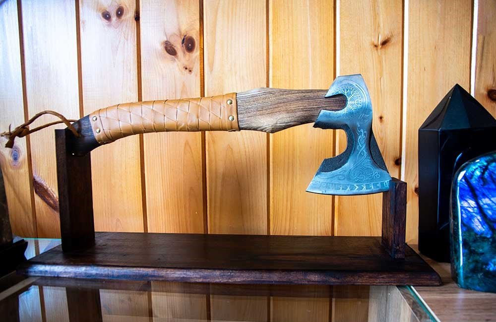 Tactical Viking Axe - Hand Forged Carbon Steel w/Leather Sheath Secondary image