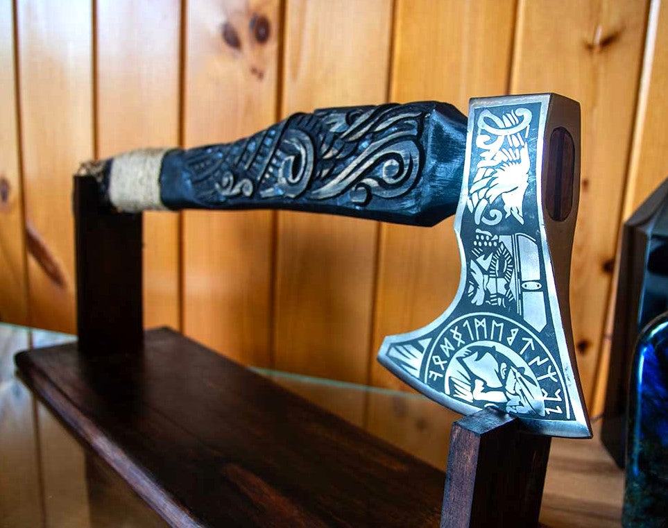 Tactical Viking Axe - Hand Forged Carbon Steel w/Leather Sheath Main image